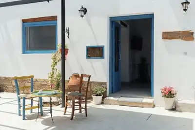 Image de Charming 2br Village Getaway Near the Beach