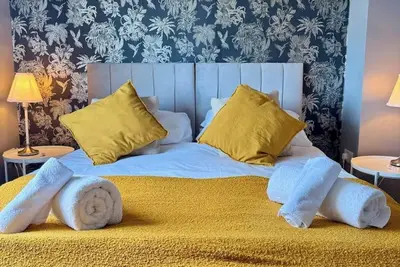 Image de Home in between Bath and Bristol - Sleeps 6 guests