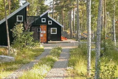 Image de Des logements conteneurisés en bord de mer à Långvind