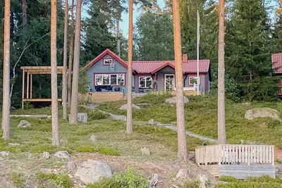 Image de Maison de vacances au bord du lac avec sauna près de Karlskoga