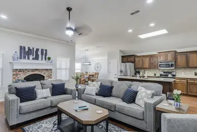 Image de Bogey`s House - 3br/2ba Brand New Listing