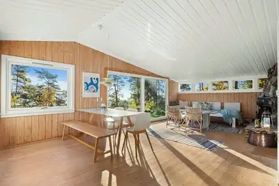 Image de Chalet en première ligne au bord du fjord à Hurum