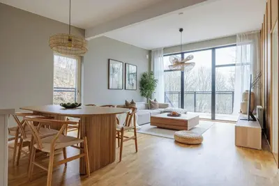Image de Villa moderne dans les bois avec vue sur la mer et sauna