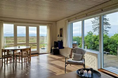Image de Maison de vacances avec vue sur la mer près de la plage de Hou