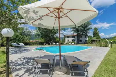 Image de La Barghigiana. Villa près de Barga avec piscine privée