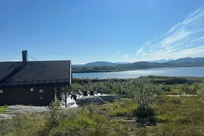 Image de Cabine familiale avec vue sur Dønnamannen