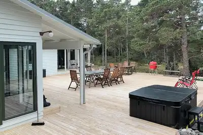Perle moderne de Gotland près du Lagon Bleu
