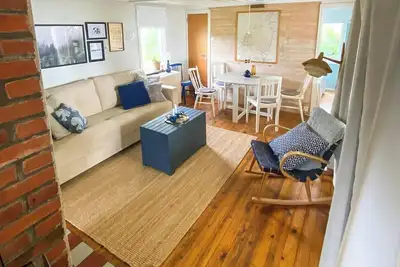 Image de Maison avec vue sur le lac Vänern à Sjötorp