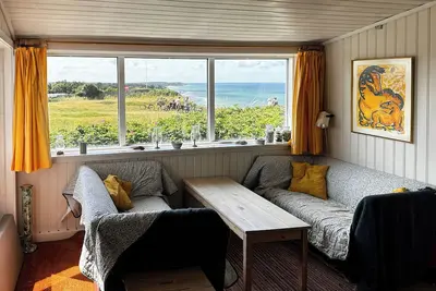 Image de Maison en bois avec vue panoramique sur le Kattegat