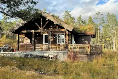 Image de Cabane traditionnelle en rondins près de Treungen
