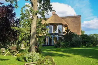 Image de Appartement au bord d'un lac privé dans la Suisse holsteinoise