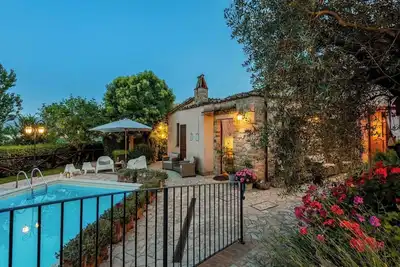 Image de Charmant village avec piscine au cœur de Todi