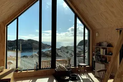 Image de Chalet en bord de mer dans un endroit abrité à Bokn
