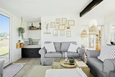 Image de Maison de vacances de charme idyllique à Nr. Lyngby