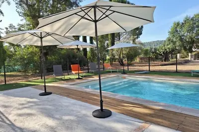Image de Gîte en Provence dans un lieu atypique rénové