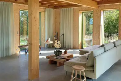 Image de Longue maison architecturale près de la meilleure plage du Danemark