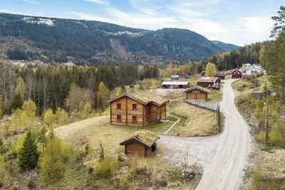 Image de Cabine avec intérieur en bois par Tinnsjøen