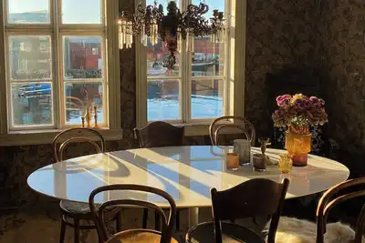 Image de Maison de négociant maritime datant du XIXe siècle à Karmøy