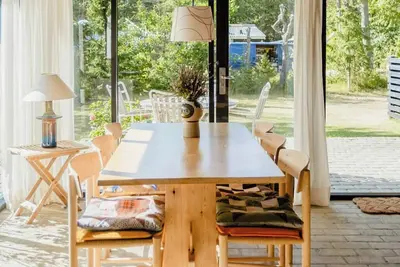 Image de Venez séjourner à « Schubben », une maison idyllique au cœur d'un jardin
