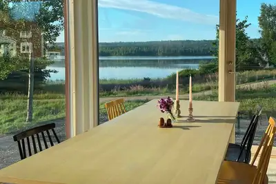 Image de Vue panoramique sur le lac Klocksjön, dans le Småland