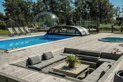 Image de Grande maison avec spa privé à 250 mètres de Långasand