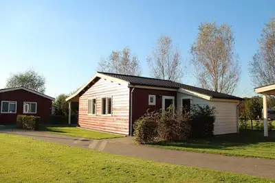 Image de Maison de vacances à la campagne avec piscine