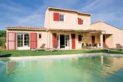 Image de Magnifique villa pour 8 personnes avec piscine