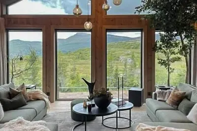 Image de Chalet de montagne à Høgevarde avec vue majestueuse