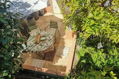 Image de maison familiale avec vue sur Saint-Tropez