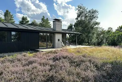 Image de Maison de vacances avec grand terrain près d'une plage familiale