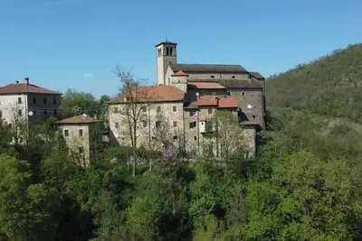Image de Château avec spa privé dans les Apennins modénais