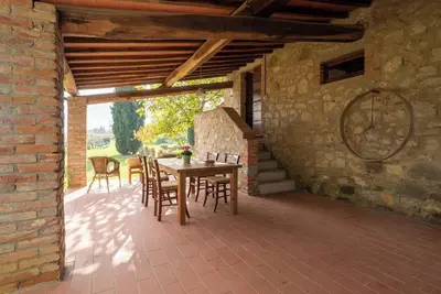 Villa dans une ferme toscane avec piscine