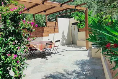 Image de Calvi – Villa 4 chb, terrasses closes et ombragées, calme, plages à 15 min