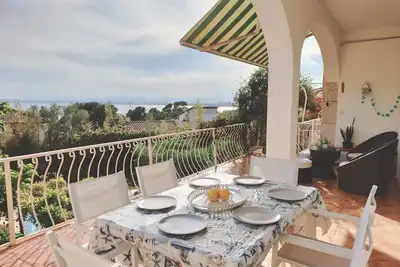 Image de Bouganvilla House Sea View