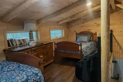 Image de Awesome 1-bedroom cabin on Lake Michigan for a perfectly cozy beach getaway.