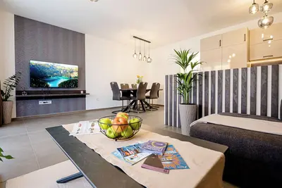 Image de Spacious 3-bedroom apartment in tranquil Debrecen with garden