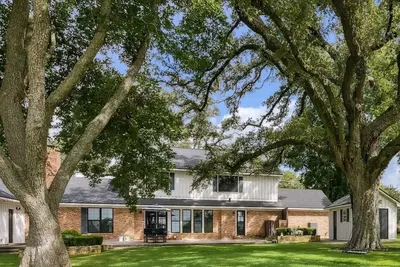 Image de The Oaks at Pleasant Hill 4br Retreat Near Round Top