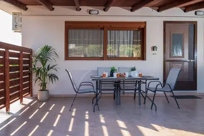 Image de Paradise Family Home in Paradisi near the Beach