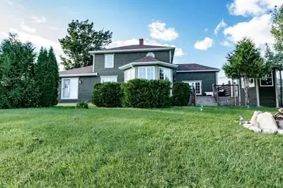 Image de Riverview Countryside Farmhouse, King bed Spa Bath