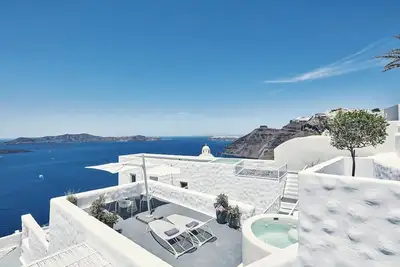Dreamy Clay Santorini Views