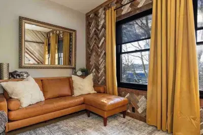 Image de New 1 bedroom condo in the heart of Ballard Avenue