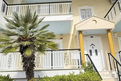 Image de Have fun with the whole family at this quiet two bedroom first floor apartment.