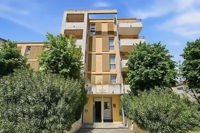 Image de Retraite idéale sur la Riviera avec piscine