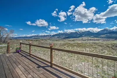 Image de Mtn-View Group Retreat! 4 Cabins Near Yellowstone
