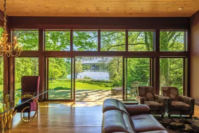 Image de An Artist's Story: A Private Sanctuary-devoted to art and quiet poetry. . . . .
