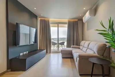 Image de Exceptional 2br seafront home in Qawra w/Wifi & Ac