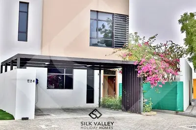 Image de Luxury 3br Villa with Private Garden