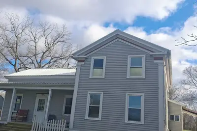 Image de Welcoming 3-bedroom farmhouse with Ac and charming open spaces near Decatur.