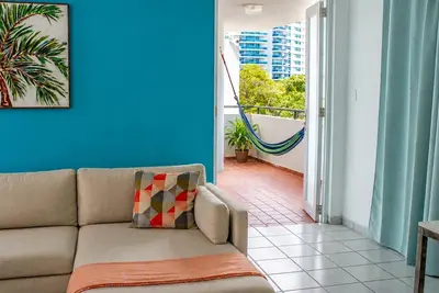 Image de Budget Friendly 1br w Balcony Steps from Beach