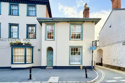 Image de 2 Bedroom Character Home in Central Topsham